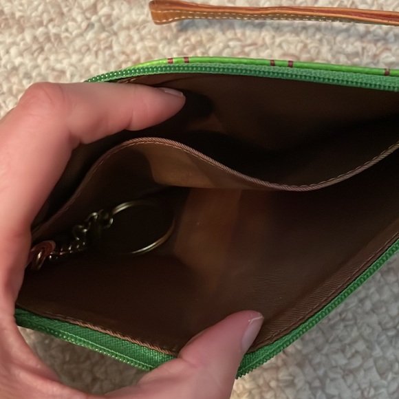 Dooney & Bourke wristlet - Picture 3 of 9
